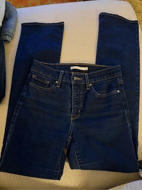 Levi's Boot Cut Jeans in Dark Blue